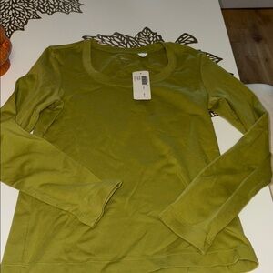Chico's Light Olive Top NWT size 0